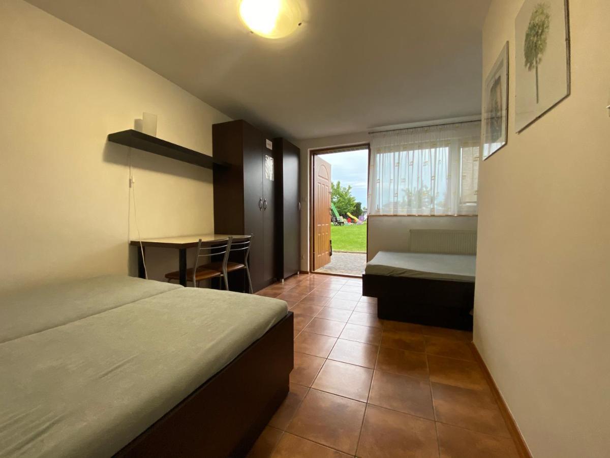 Ferienwohnung Trzynastka Ustronie Morskie Exterior foto