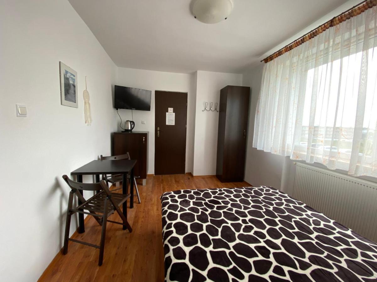Ferienwohnung Trzynastka Ustronie Morskie Exterior foto