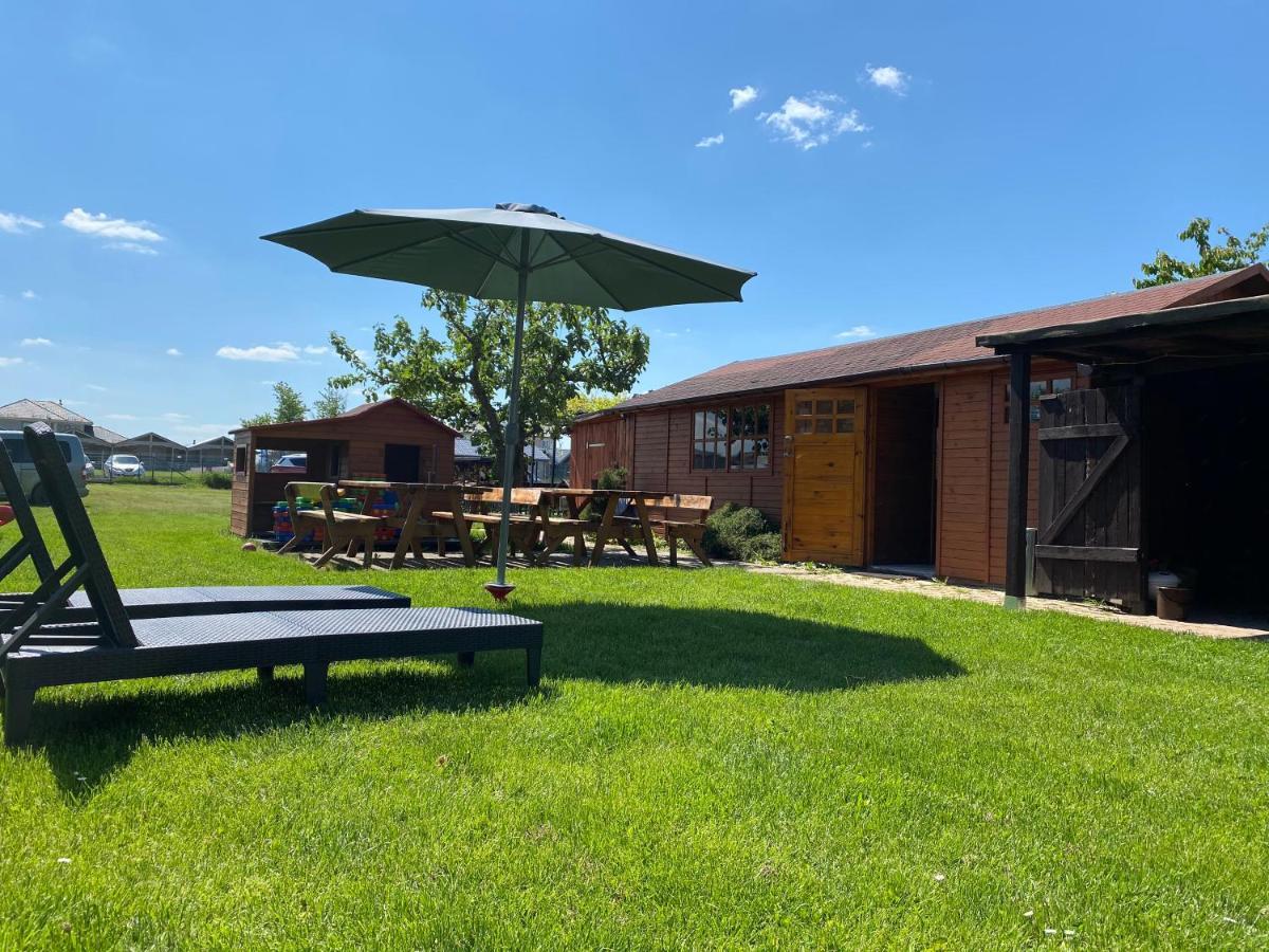 Ferienwohnung Trzynastka Ustronie Morskie Exterior foto