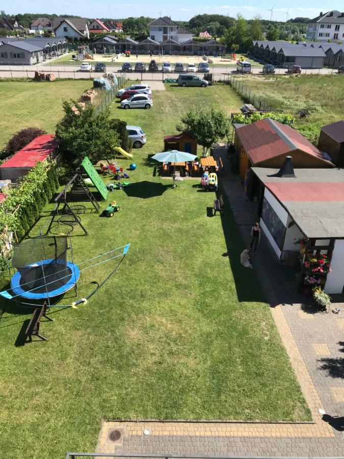 Ferienwohnung Trzynastka Ustronie Morskie Exterior foto